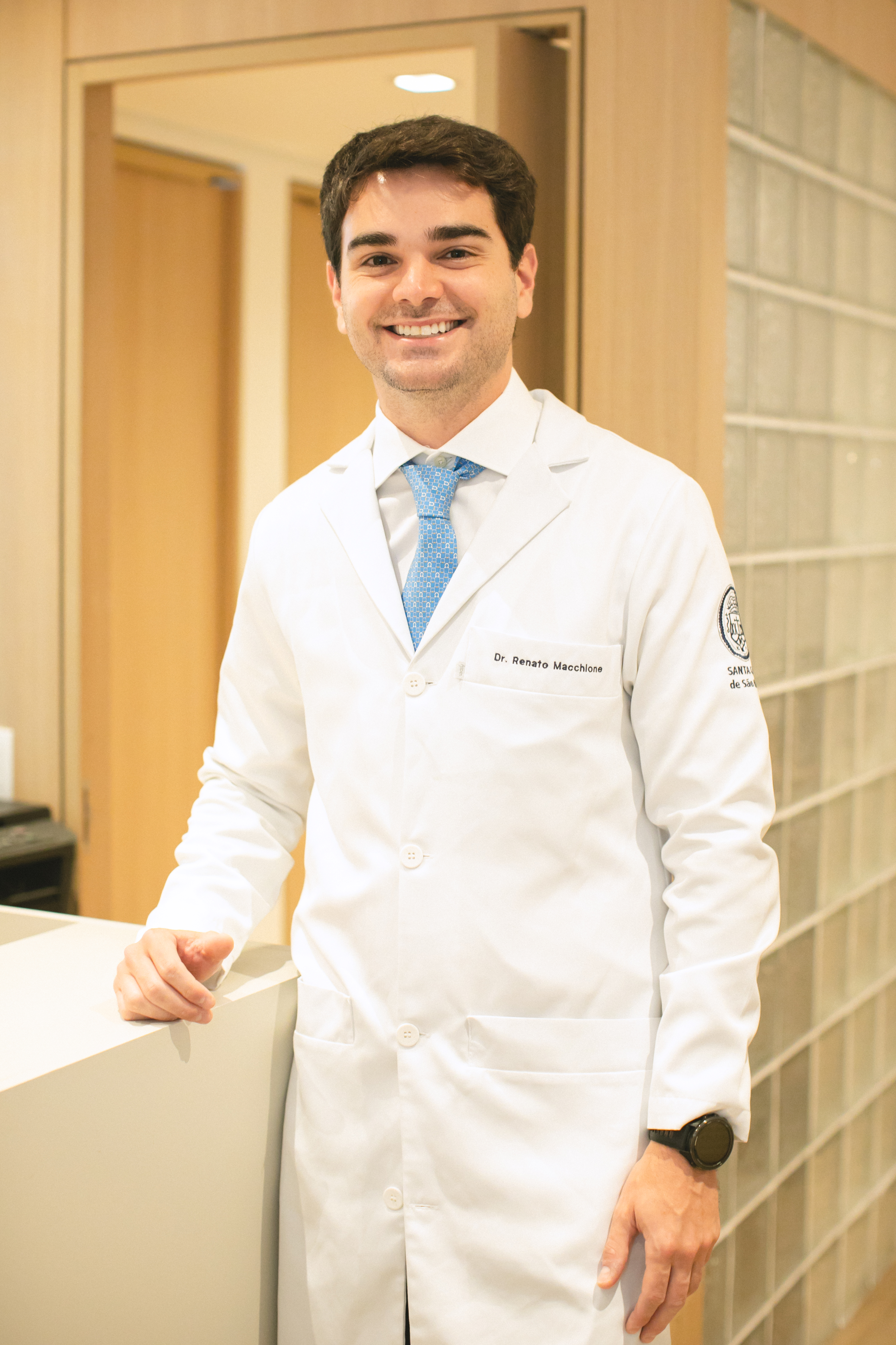 Dr. Renato Macchione